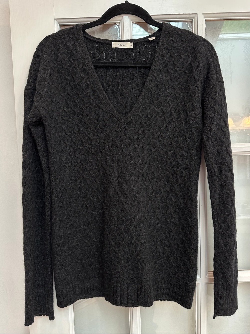 A.L.C. Chic V‑Neck Cable Knit Women's Pullover Sweater Wool Alpaca Size Small S